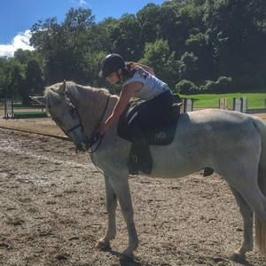 Meet your Posher, Jillian